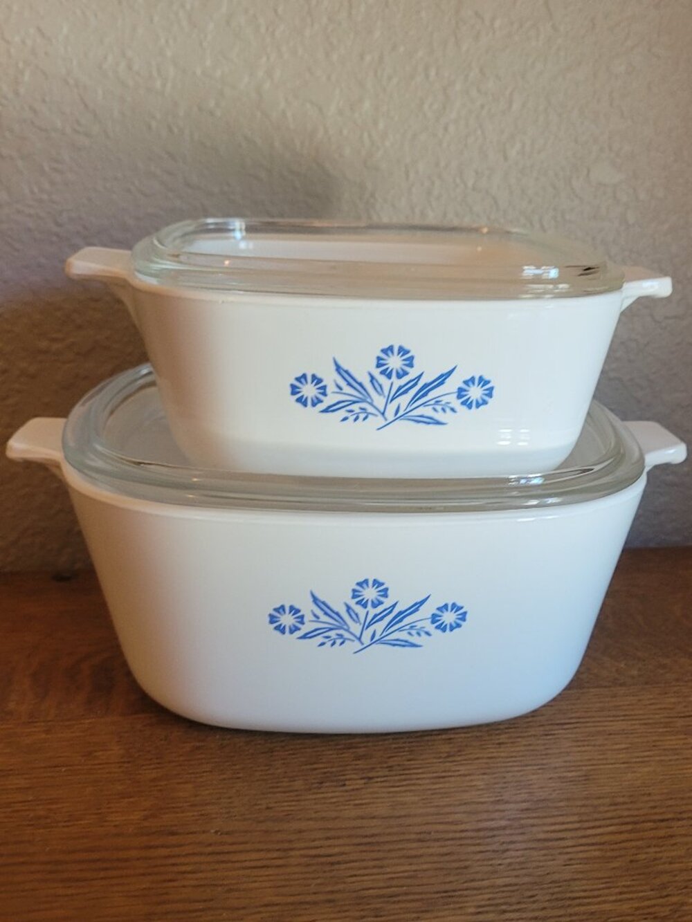 Vintage Corning Ware Blue Cornflower Casseroles 1 1/2 Qt & 2 1/2 Qt